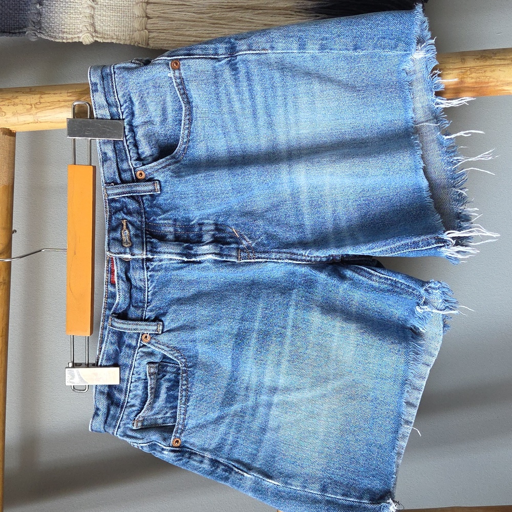 Lucky Brand denim "The BOYFRIEND" cut-off short